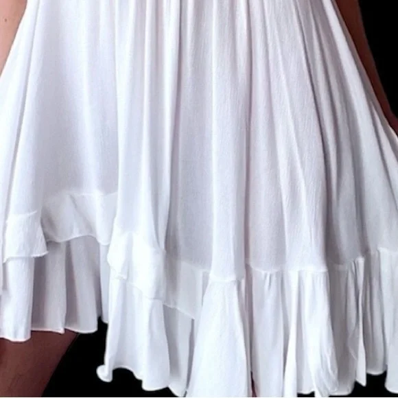 Beautiful White Lace Dress - Picture 4 of 5